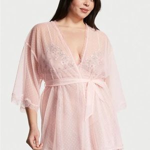 VICTORIAS SECRET BABY PINK DOT RUFFLE ROBE